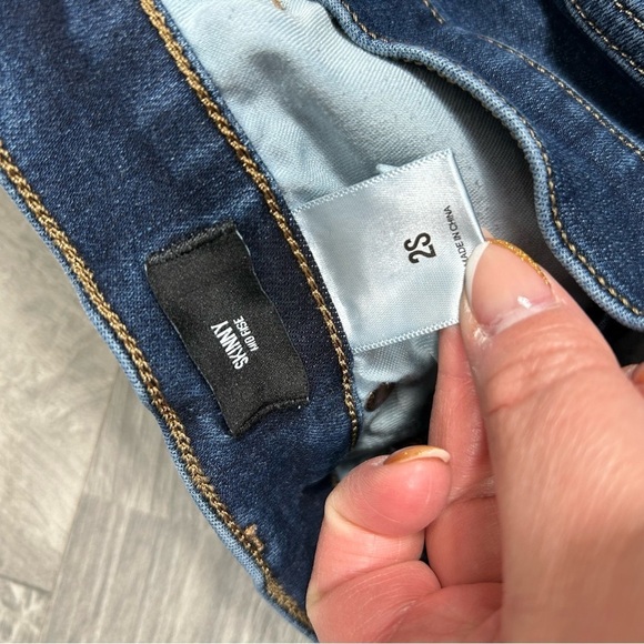 Express Women's Dark Wash Skinny Mid-Rise Denim Jeans - Picture 5 of 7